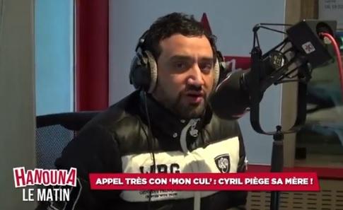 VIDEO Cyril Hanouna se fait tacler par... sa mère