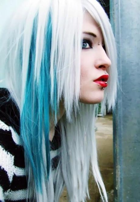 Pieds Nus Su'l Ciment