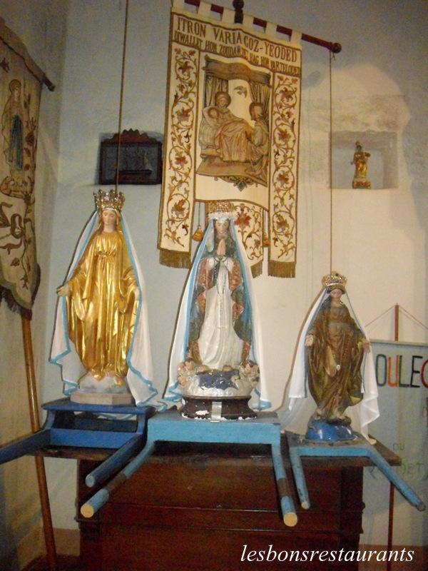LE YAUDET(22)-Chapelle Notre-Dame de la Vierge Couchée