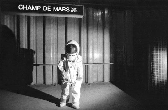 Les noms des stations de Métro prises au pied de la lettre s’exposent