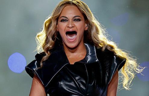 Beyonce without teeth - sans dents