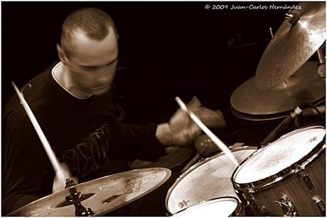 RECLAME: Yves Rousseau avec chanteuses à Malakoff (92) le 4 avril, sans chanteuses à Caen (14) le 6 avril Christophe-Marguet.jpg