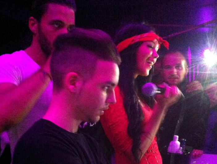 Les Anges 5 : Thomas et Nabilla en boîte hier, émeute à la foire du trône !