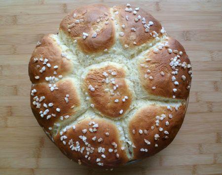 Brioche peu sucrée en fleur