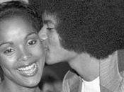 Michael jackson embrasse premiere miss univers noire