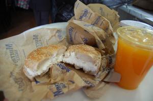 I Love NYC ! (part 2) Murray's bagel