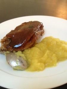 EN ACCOMPAGNEMENT : UNE PUREE D’OIGNONS