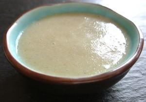 Crème à l'ail, accompagne parfaitement le gigot et la pierrade