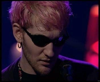 alice-in-chains-unplugged-dvd-live-concert-uncut-1996-3335a