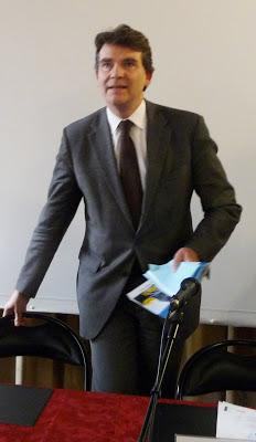 Arnaud Montebourg avait mis en cause la téléréalité qui ne respecte pas la dignité humaine