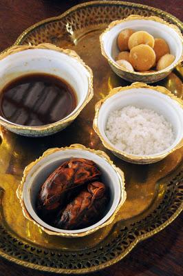 Et si on commençait à mettre les mains dans la cuisine Thaïlandaise ? Pomelo en salade à la thaïlandaise !