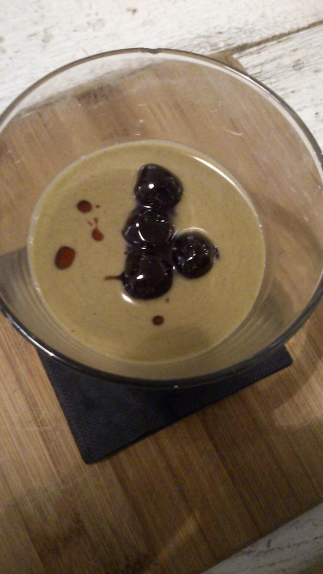 panacotta pistaches griottes