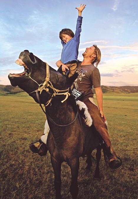 L'homme qui murmurait à l'oreille des chevaux, le film - puis la merveilleuse histoire du garçon cheval (chamanisme et autisme)