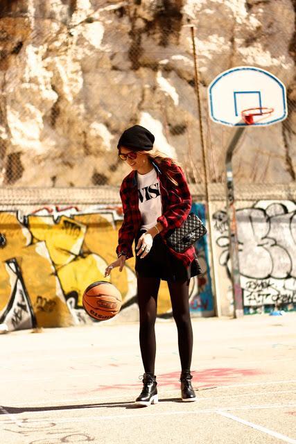 GRUNGY LOOK GRUNGY LOOK