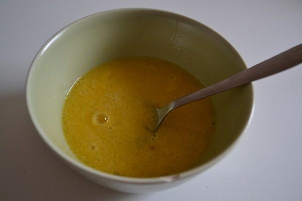 Le masque pour cheveux huile d'olive + œufs pour les nulles