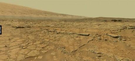 Image extraite du panorama réalisé par Andrew Godrow à partir des centaines d'images capturées par Curiosity
