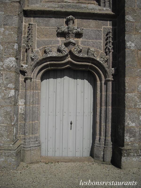 TRÉDREZ-LOCQUEMEAU(22)-Église Notre-Dame de Trédrez(II)