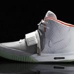 Nike Air Yeezy 2 Red Sample Acheter les Nike Air Yeezy 2 chez Colette