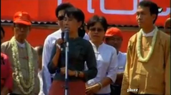 VIDEO - Un documentaire exceptionnel de terrain sur Aung San Suu Kyi et l'action inlassable des militants démocrates. Par Thomas Dandois. A voir absolument en replay jusqu'à lundi 