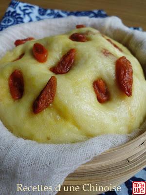 Gâteau de maïs avec les baies de Goji à la vapeur 玉米发糕 yùmǐ fāgāo