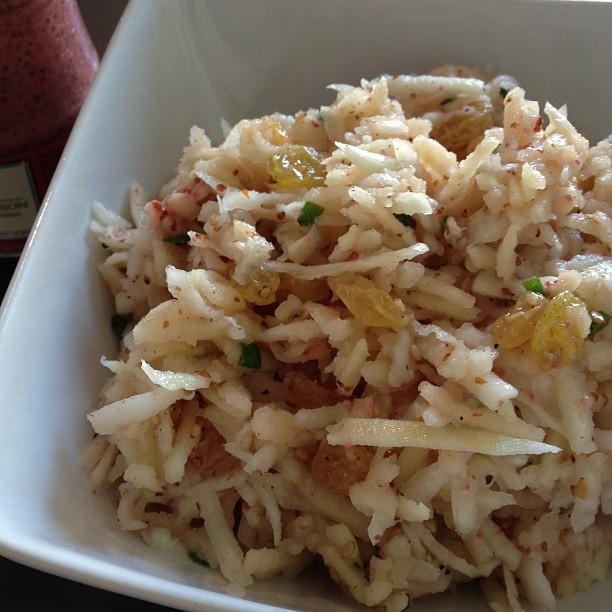 Salade cèleri, pommes & moutarde au cassis de Dijon