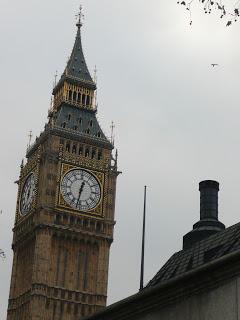 Respecter la mort, mais pas pour tout le monde quand même...