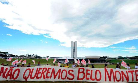 Brazil judge orders const 007 Brésil : un tribu amazonienne menace de déclarer la guerre au gouvernement