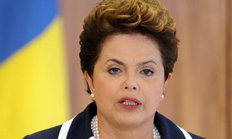 Dilma Rousseff 007 Brésil : un tribu amazonienne menace de déclarer la guerre au gouvernement