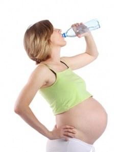 BISPHÉNOL A: Nouvelle mise en garde pour les femmes enceintes et les nourrissons – Anses