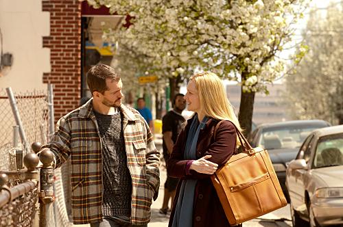The Big C - photo Hugh Dancy, Laura Linney