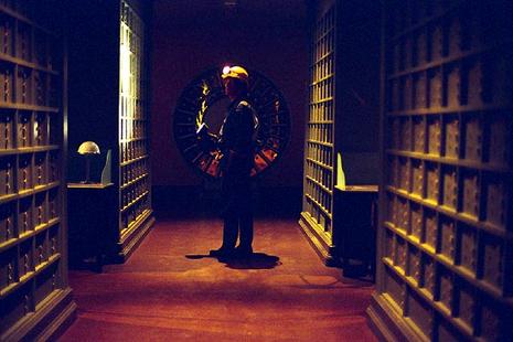 'Sans arme, ni haine, ni violence' scene (Image 18917777.jpg)