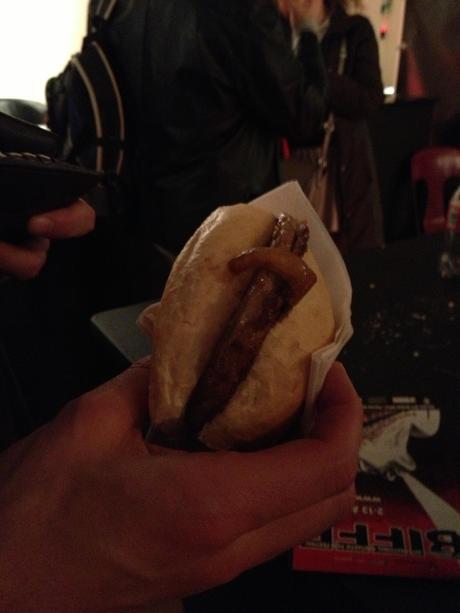 BIFFF 2013 - Un hamburger aux oignons frits ... bon par trop pour moi!