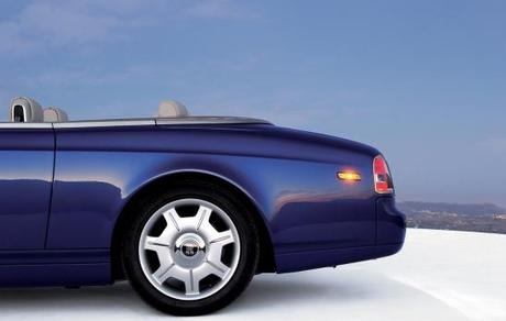 Rolls royce phantom drophead coupe 20 