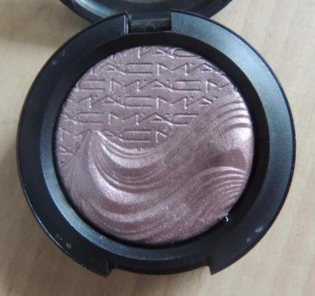 MAC Smoky Mauve In Extra Dimension Collection