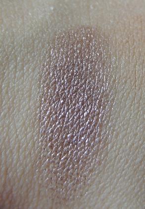 MAC Smoky Mauve Swatch In Extra Dimension Collection