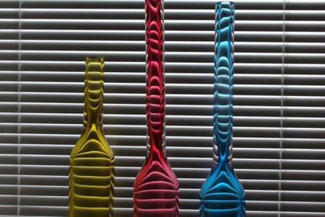 Jar RGB la suspension colorée par Arik Levy