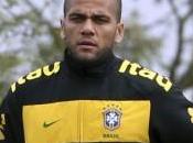 Daniel Alves dans viseur