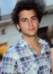 fossettes de camille founder 179x250 Les fossettes de Camille, distributeur de coups de foudre