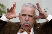 De I'Infiniment Petit à l'Infiniment Grand