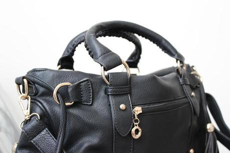 New in | Tassel Detail Hobo Bag