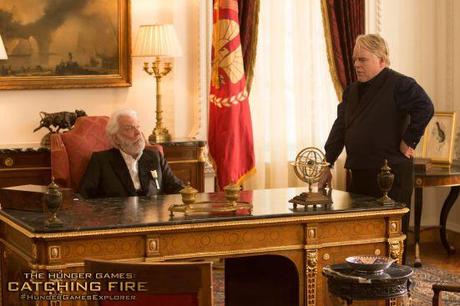 the-hunger-games-catching-fire-philip-seymour-hoffman-donald-sutherland