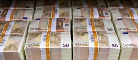 billets de banque Avec 9 milliards, t’as plus rien !