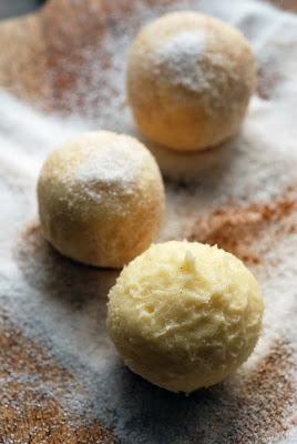 Le vendredi c'est retour vers le futur et des fois le samedi… Des biscuits à ne presque ne rien faire qu'à les dévorer ! Mes snicker'doodles !!!