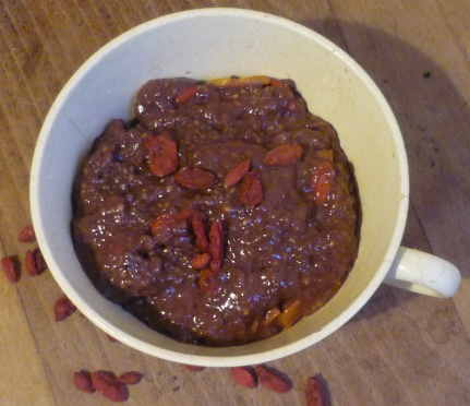 Porridge chocolaté aux graines de chia pour un matin gourmand (vegan, sans gluten)