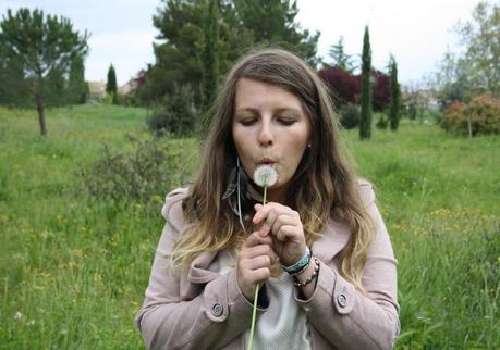 En Avril, ne te découvre pas d'un fil