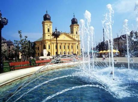 Temple réformé à Debrecen, seconde plus grande ville de Hongrie et surnommée Roma Calvinista