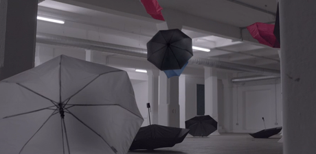 LA DANSE DES PARAPLUIES Capture4