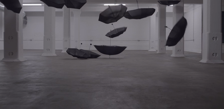 LA DANSE DES PARAPLUIES Capture3