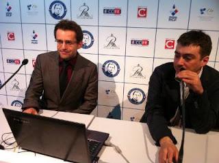 Levon Aronian n'aura laissé aucune chance à Vladimir Kramnik. Une victoire en finale commentée en compagnie du rédacteur en chef de la revue russe 64, Mark Gluhovsky 