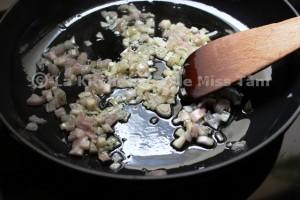 Raviolis vietnamiens au porc et aux champignons noirs (Bánh cuốn)